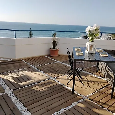 Amazing Penthouse- Panoramic Sea View & Tikki Bar On Private Terrasse