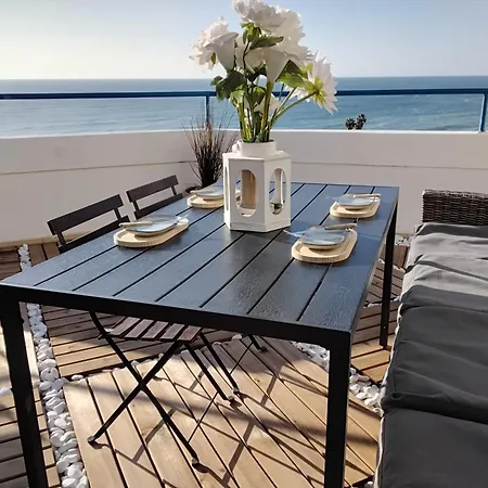 Amazing Penthouse- Panoramic Sea View & Tikki Bar On Private Terrasse *