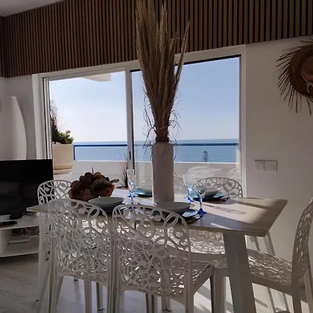Luxury Ocean Penthouse- Panoramic Sea View & Tikki Bar On Private Terrasse