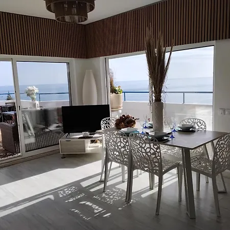 Διαμέρισμα Amazing Penthouse- Panoramic Sea View & Tikki Bar On Private Terrasse Luz
