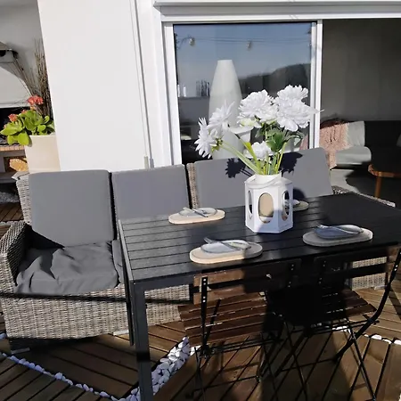 Apartamento Luxury Ocean Penthouse- Panoramic Sea View & Tikki Bar On Private Terrasse