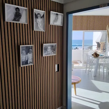 Amazing Penthouse- Panoramic Sea View & Tikki Bar On Private Terrasse 아파트 Senhora da Luz