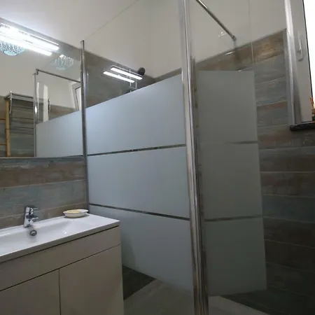 Amazing Penthouse- Panoramic Sea View & Tikki Bar On Private Terrasse 아파트 Senhora da Luz