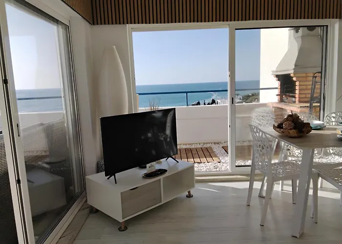 Amazing Penthouse- Panoramic Sea View & Tikki Bar On Private Terrasse *