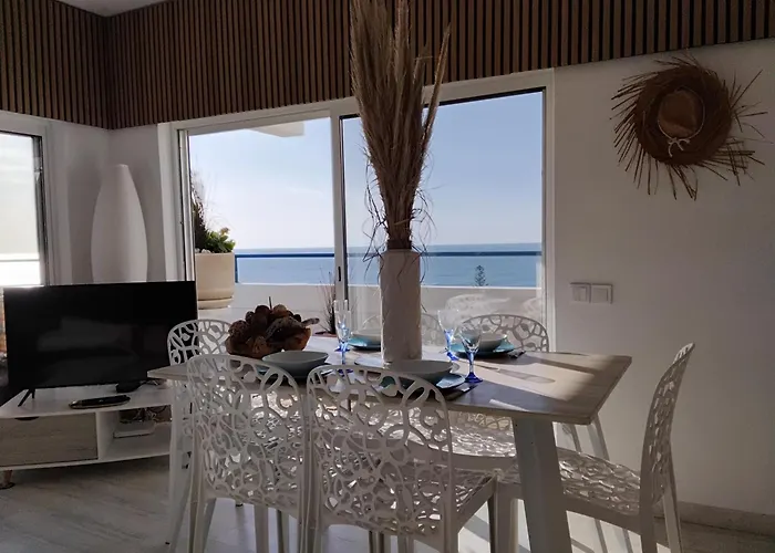 Amazing Penthouse- Panoramic Sea View & Tikki Bar On Private Terrasse