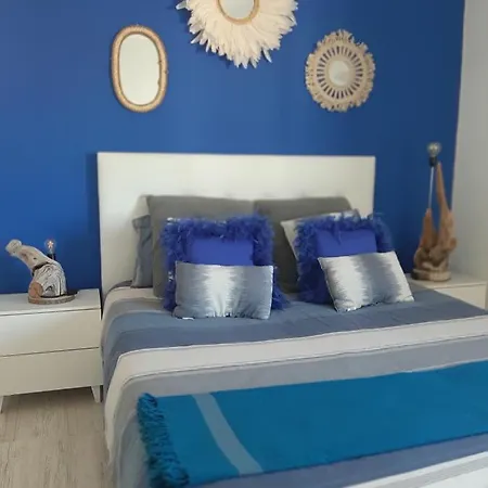 Апартаменты Amazing Penthouse- Panoramic Sea View & Tikki Bar On Private Terrasse *