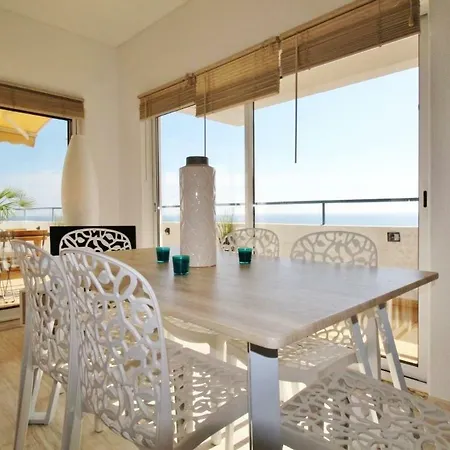 Amazing Penthouse- Panoramic Sea View & Tikki Bar On Private Terrasse *